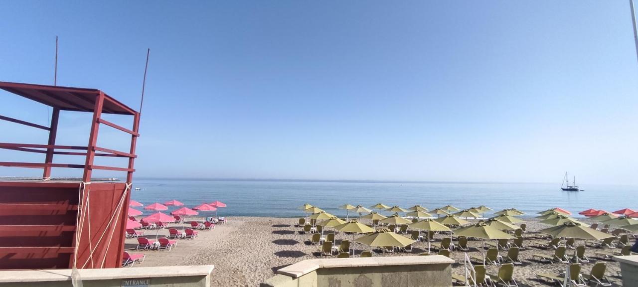 Beach Holiday Homes 레팀노 외부 사진